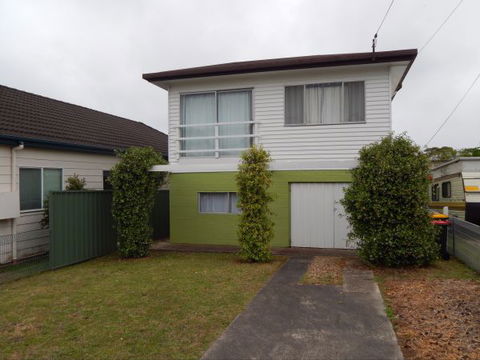 The Ugly Duckling - Accommodation Search 0