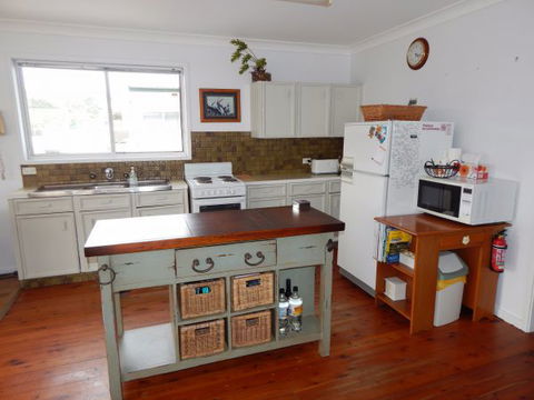 The Ugly Duckling - Accommodation Search 4