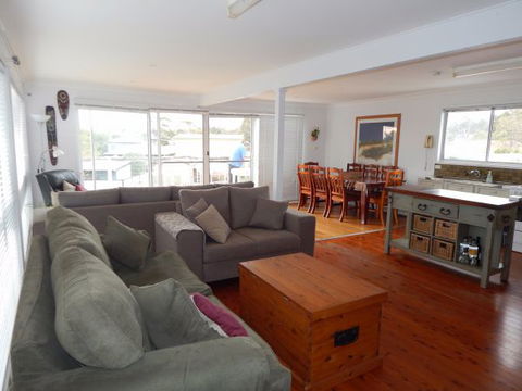 The Ugly Duckling - Accommodation Search 6