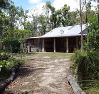 Byfield Cabins on Waterpark Creek - Accommodation Search