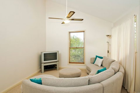 Fairlight House - Accommodation Search 4