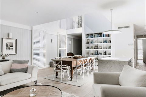 Luxico - Pearce Street - Accommodation Search 7