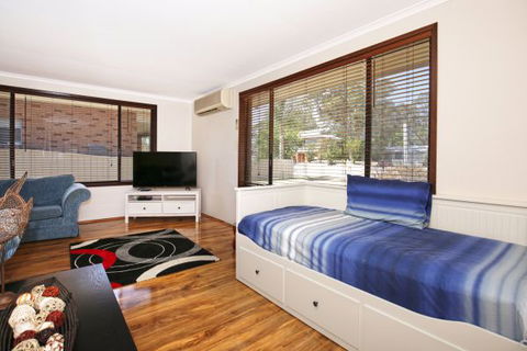 Sandy Toes Beach House - Accommodation Search 0