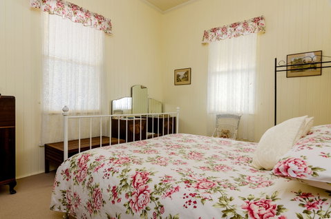 Albion Cottage - Accommodation Search 5