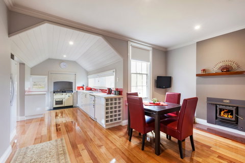 Amaroo Farm - Accommodation Search 1