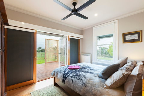 Amaroo Farm - Accommodation Search 2
