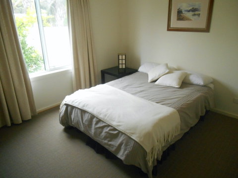 Decked Out In Vincent - Accommodation Search 5