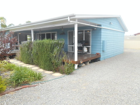 Decked Out In Vincent - Accommodation Search 9