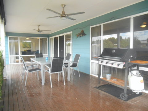 Decked Out In Vincent - Accommodation Search 10