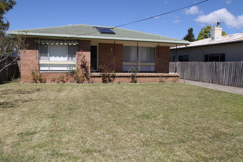 Family Getaway In Sussex - Accommodation Search 1