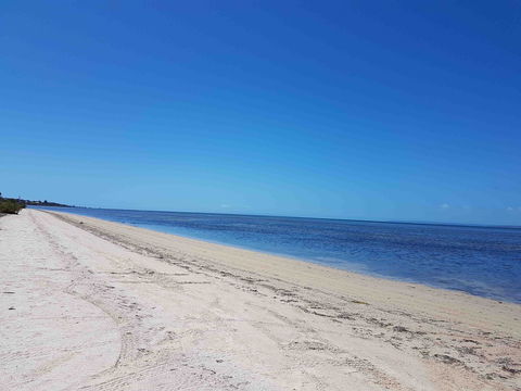 Kingscote Tourist Park And Family Units - Accommodation Search 0