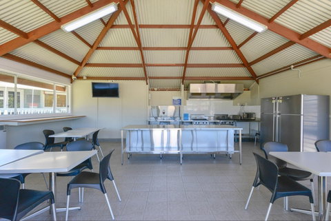 NRMA Sydney Lakeside Holiday Park - Accommodation Search 7