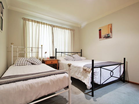 Sandshores - Accommodation Search 5