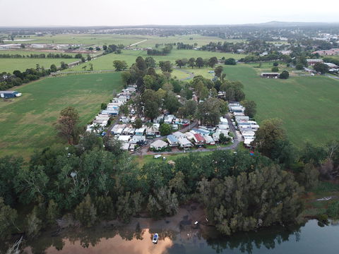 Shoalhaven Caravan Village - Accommodation Search 9