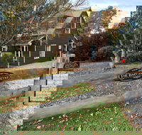 Arcadia Cottages at Cambewarra - Accommodation Search