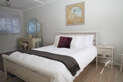 Berrara's Home Away From Home - Accommodation Search 3