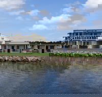 Coral Tree Lodge Tourist Park - Accommodation Search