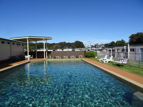 Coral Tree Lodge Tourist Park - Accommodation Search 1