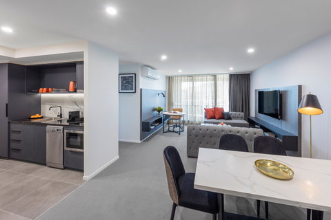 Deco Hotel Canberra - Accommodation Search 7