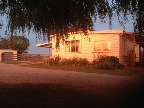 Fairview Bed And Breakfast Cottage - Accommodation Search 1