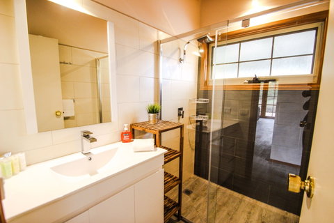 Halinka Lodge - Accommodation Search 8