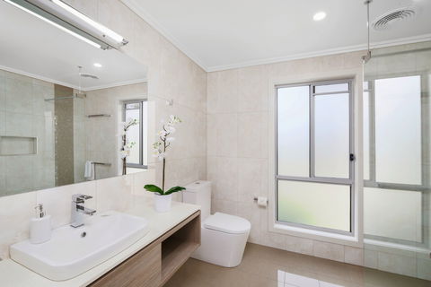 Ironbark Hill Villas - Accommodation Search 7
