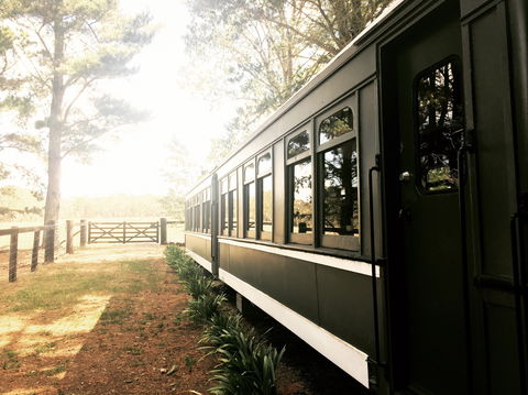 Redleaf Farm Carriages - Accommodation Search 0