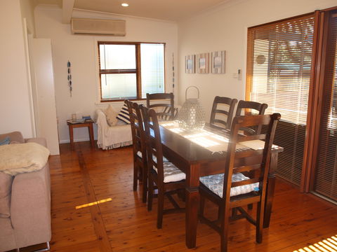 Sandy Shore Hideaway - Accommodation Search 1