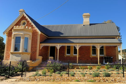 The Monarch: Tumut - Accommodation Search 0