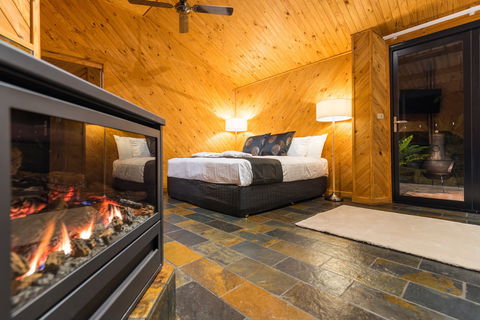 Waterfall Springs Retreat And Wildlife Sanctuary - Accommodation Search 4