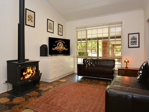 Abelia House B&B - Accommodation Search 1