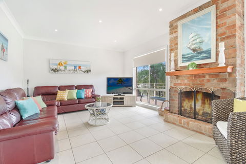 Bay Beauty - Accommodation Search 1