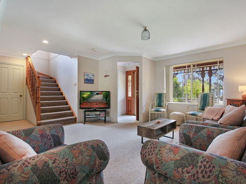Burrill By The Beach - Accommodation Search 2