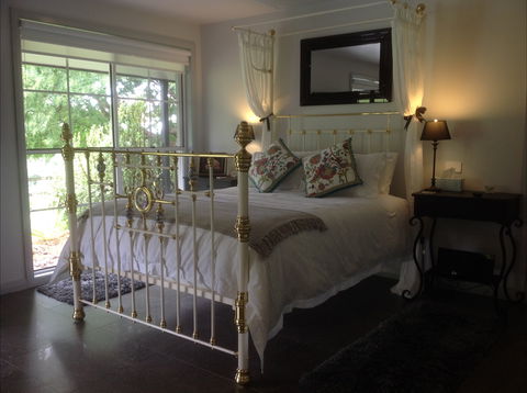 Cedar Grove - Accommodation Search 2