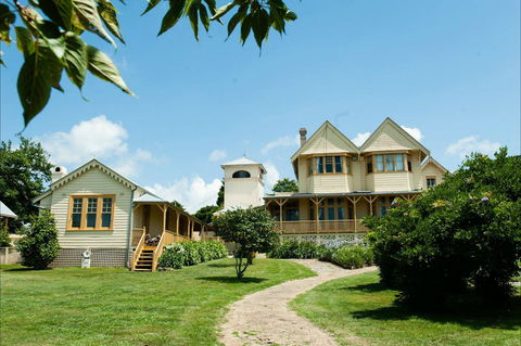 Hillview Heritage Hotel - Accommodation Search 0