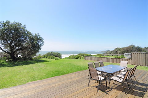 Pacific Views - Accommodation Search 2