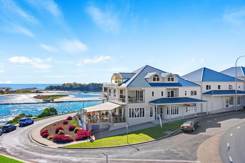 Southbound At The Wharf Narooma - Accommodation Search 0