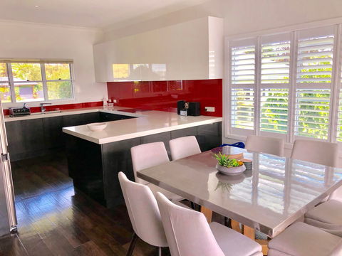 St Georges Basin View Holiday Home - Accommodation Search 2