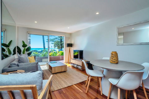 Bujerum Apartments On Burleigh - Accommodation Search 2