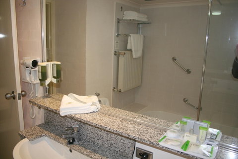 Grand Country Lodge - Accommodation Search 2