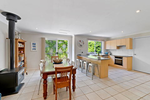 Huskisson Beach House - Accommodation Search 1