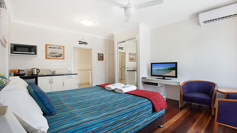 La Costa Motel - Accommodation Search 1