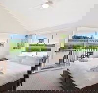 The Lakehouse at 201 - Accommodation Search
