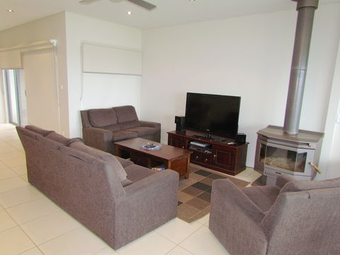 Whitebeach - Accommodation Search 2