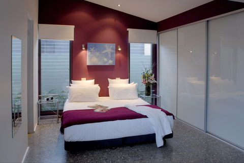 By The Beach B And B Holiday Apartments - Accommodation Search 1