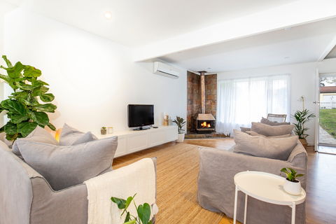 Home At Callala - Callala Beach, Jervis Bay - Accommodation Search 0