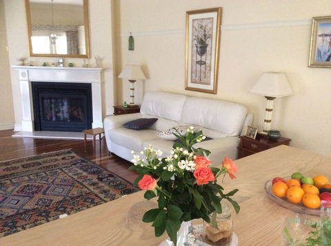 Linden Tree Manor - Accommodation Search 0
