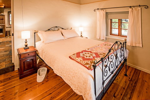 Lucy's House - Accommodation Search 2
