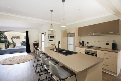 Swanway - Accommodation Search 2