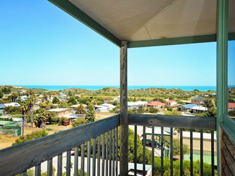 3 Henley Street - Goolwa Beach - Accommodation Search 1